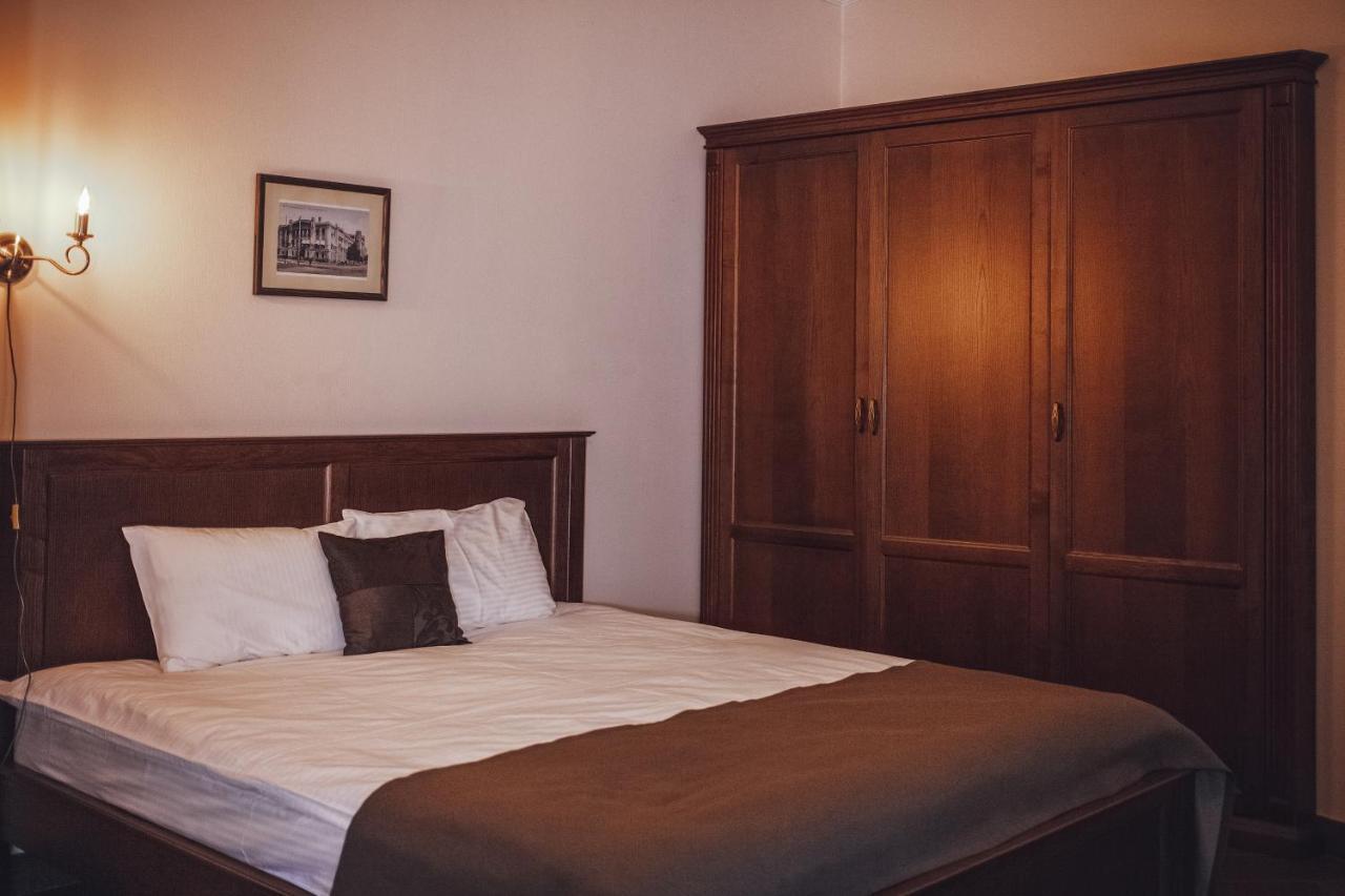 Hotel Ekaterinoslav à Dnipro Extérieur photo